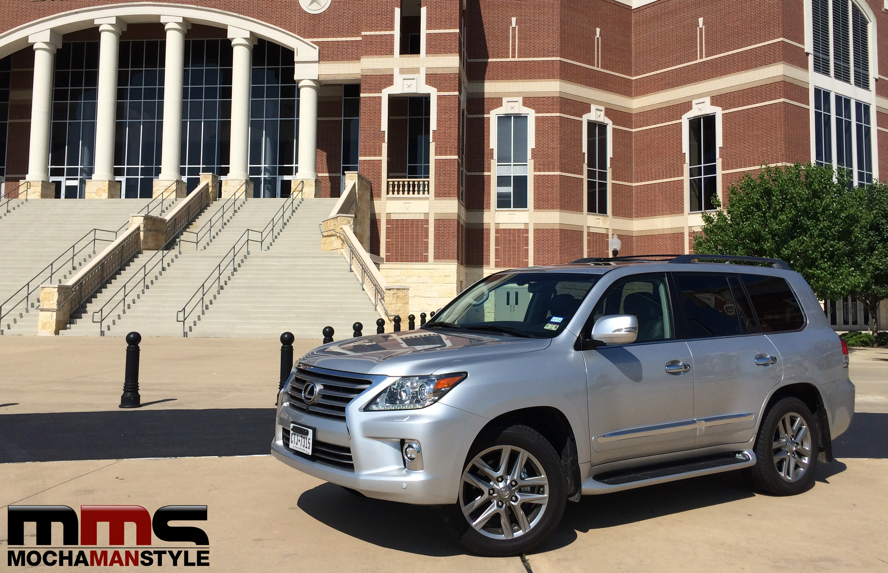 The Lexus LX 570 is a Fully Capable, Luxurious SUV