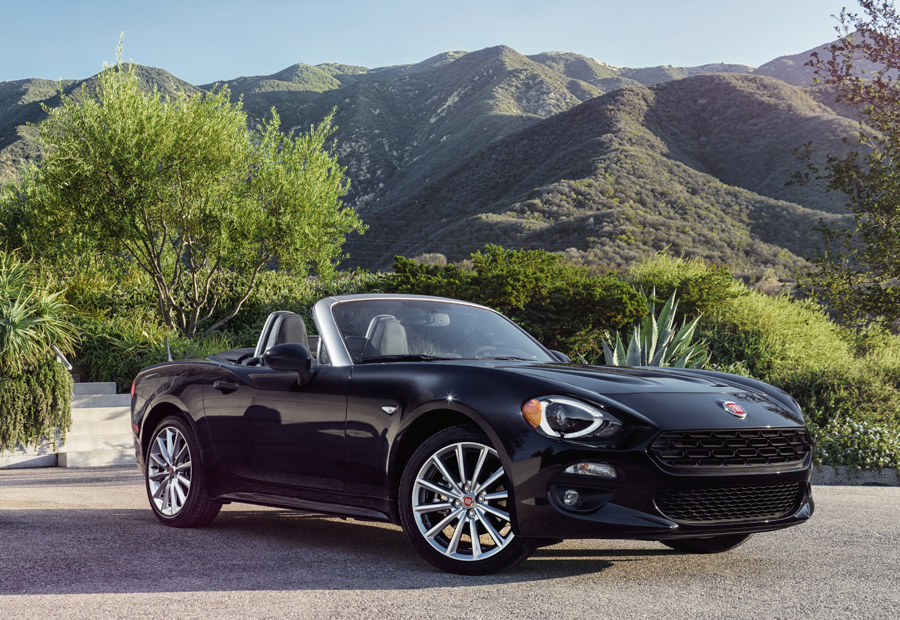 The 2017 Fiat 124 Spider Pays Homage to the Past