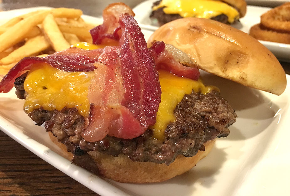 Best Bets for Burgers at Applebee's - Mocha Man Style